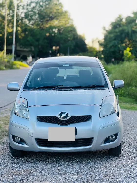 Toyota Vitz 2009 for Sale in Islamabad Image-1