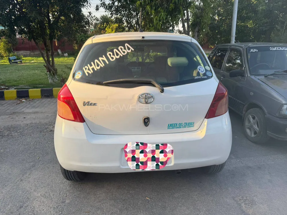 Toyota Vitz 2013 for Sale in Multan Image-1
