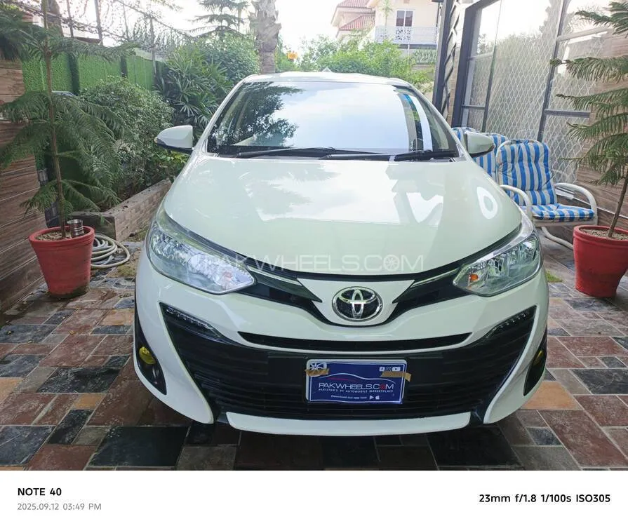 Toyota Yaris Sedan 2021 for Sale in Lahore Image-1