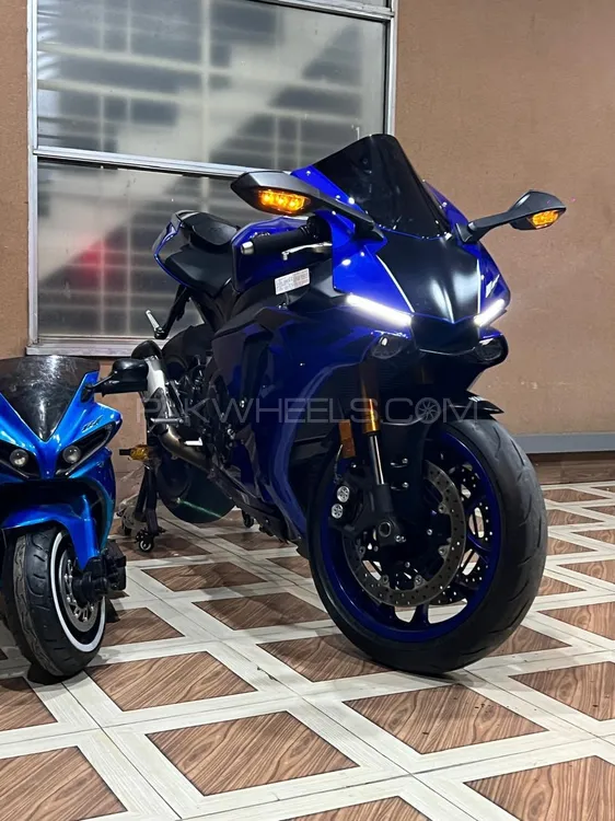 Yamaha YZF-R1 2018 for Sale Image-1