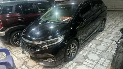 Honda Fit Shuttle Hybrid 2017