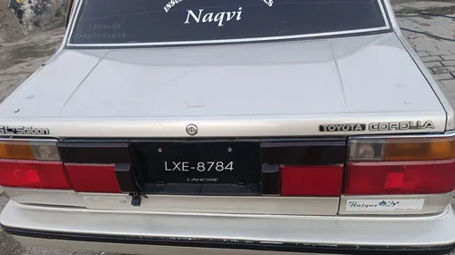 Toyota Corolla SE Saloon 1986