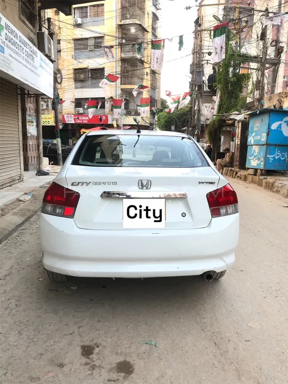 Honda City 2014 for Sale in Karachi Image-1