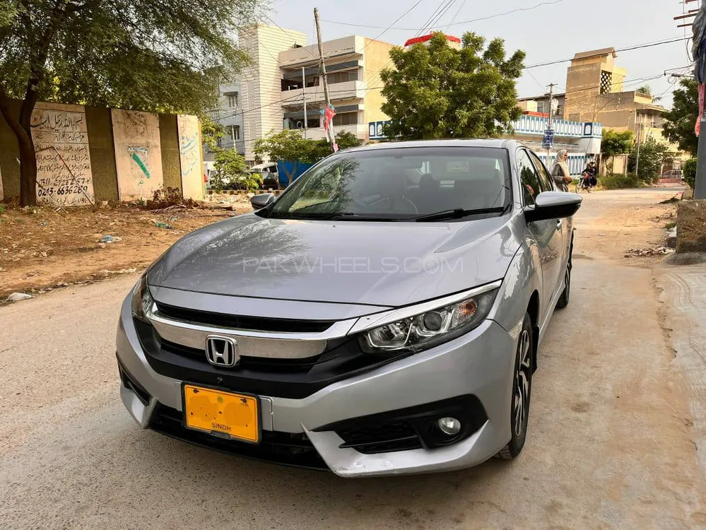 Honda Civic 2018 for Sale in Karachi Image-1