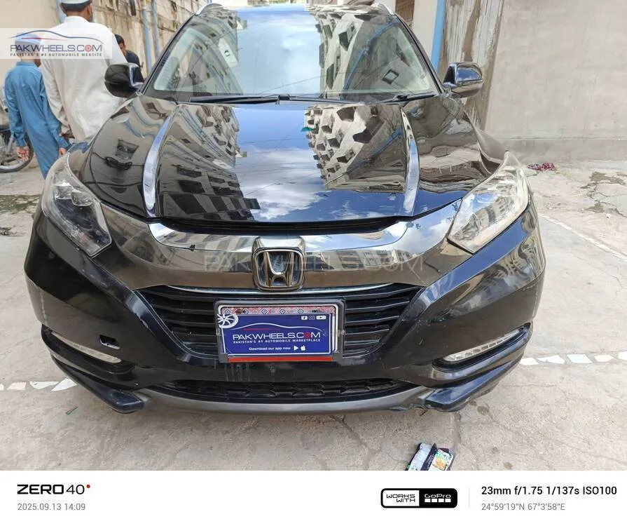 Honda Vezel 2016 for Sale in Karachi Image-1