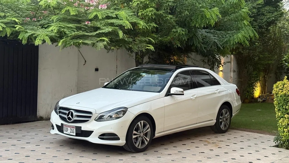 Mercedes Benz E Class 2014 for Sale in Islamabad Image-1