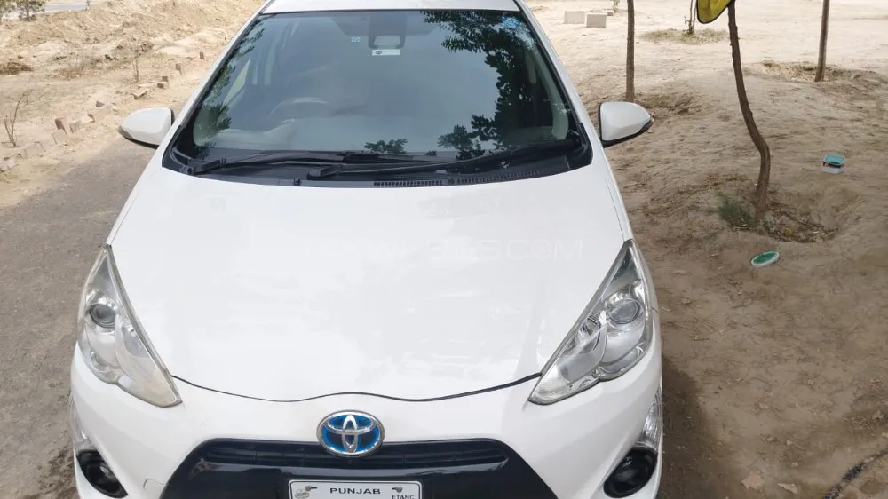 Toyota Aqua 2016 for Sale in Wah cantt Image-1