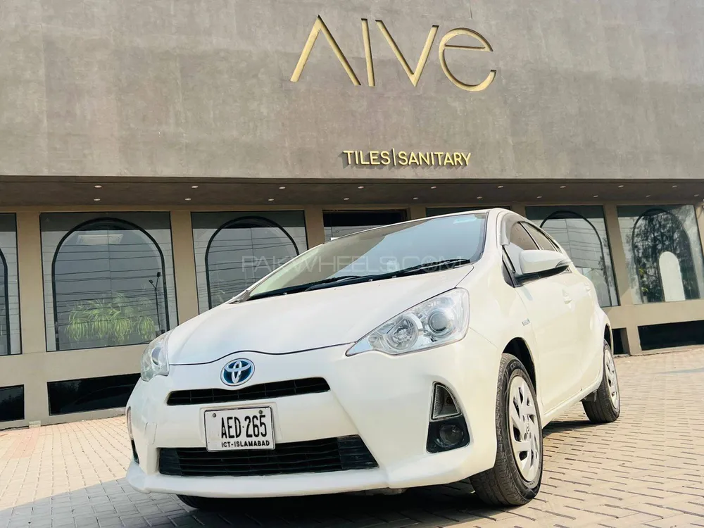 Toyota Aqua 2014 for Sale in Peshawar Image-1