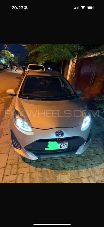 Toyota Aqua 2020 for Sale in Karachi Toyota Aqua 2020 for Sale in Karachi Image-3