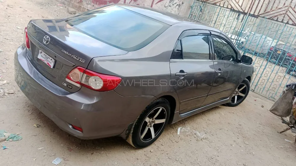 Toyota Corolla 2012 for Sale in Karachi Image-1