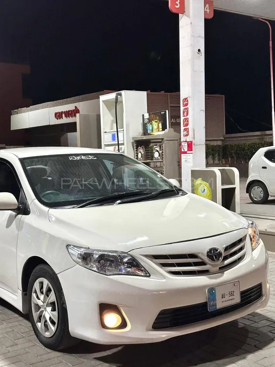 Toyota Corolla 2013 for Sale in Islamabad Image-1
