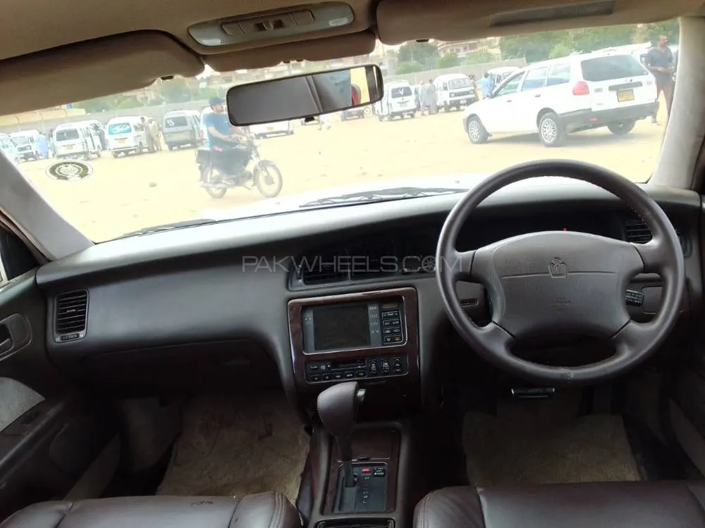 Toyota Crown 1994 for Sale in Karachi Image-1