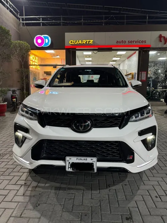 Toyota Fortuner 2024 for Sale in Lahore Image-1