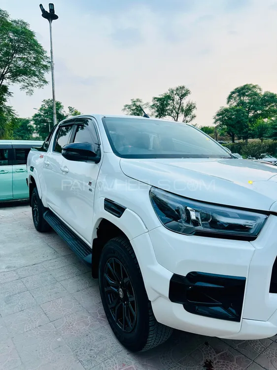 Toyota Hilux 2023 for Sale in Islamabad Image-1