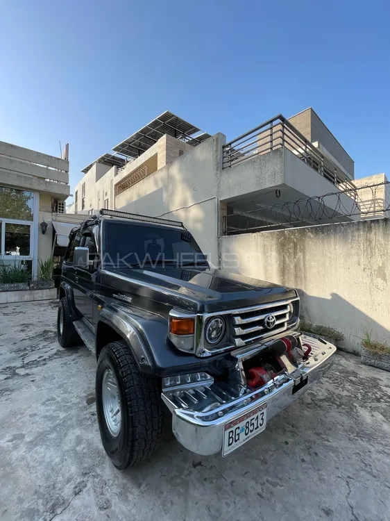 Toyota Land Cruiser 1990 for Sale in Islamabad Image-1