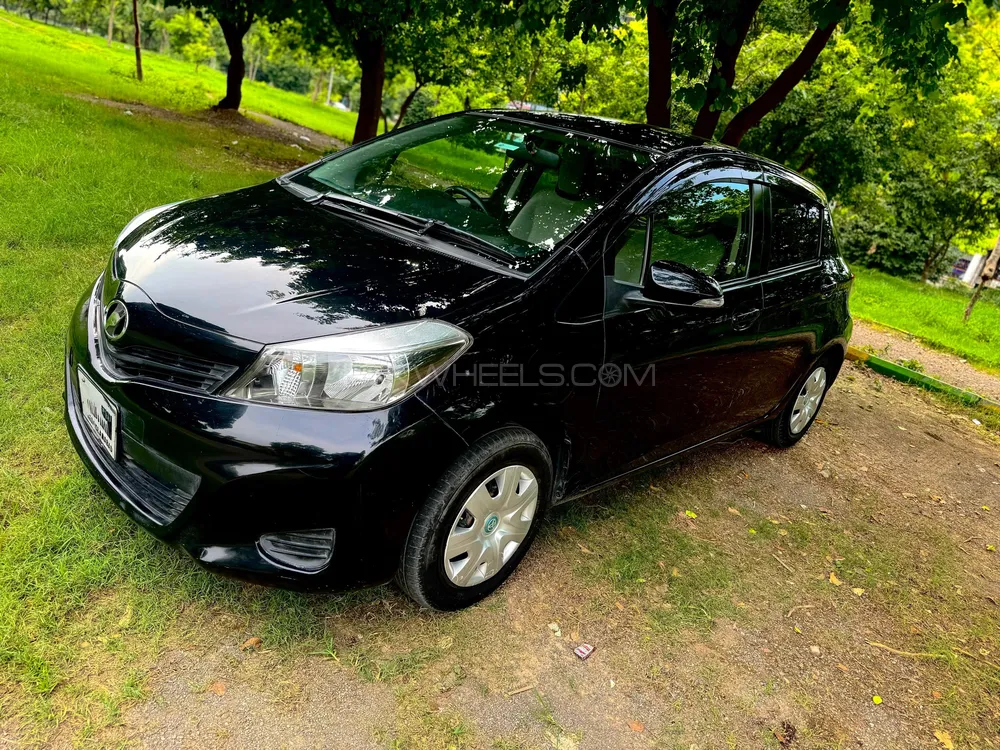Toyota Vitz 2014 for Sale in Rawalpindi Image-1