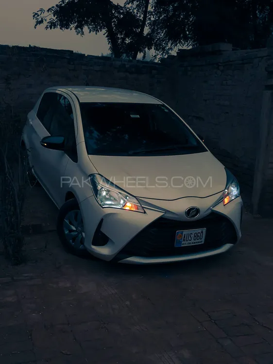 Toyota Vitz 2018 for Sale in Faisalabad Image-1