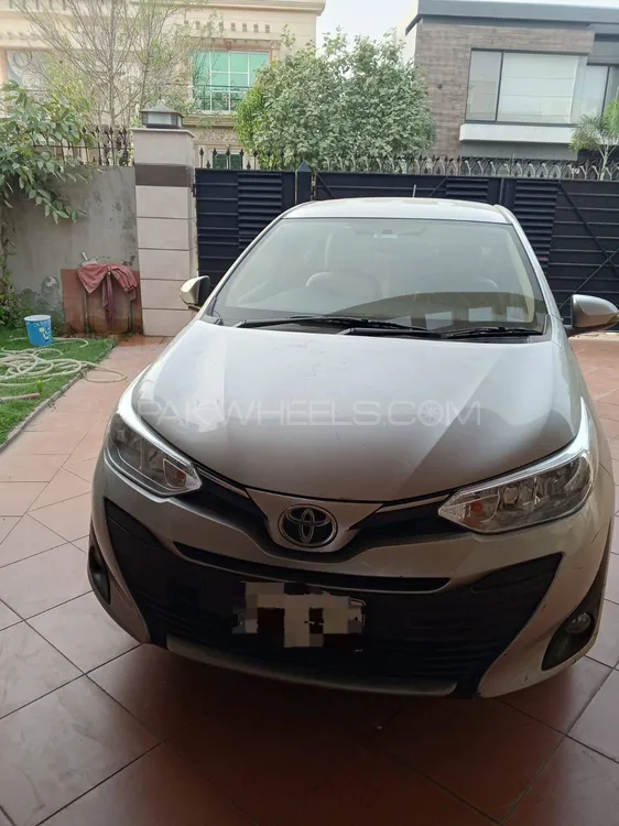 Toyota Yaris Sedan 2020 for Sale in Lahore Image-1