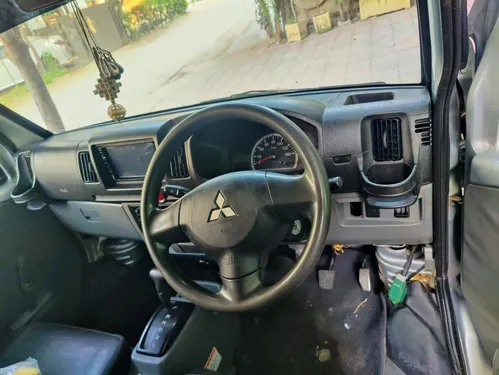 Mitsubishi Minicab 2013