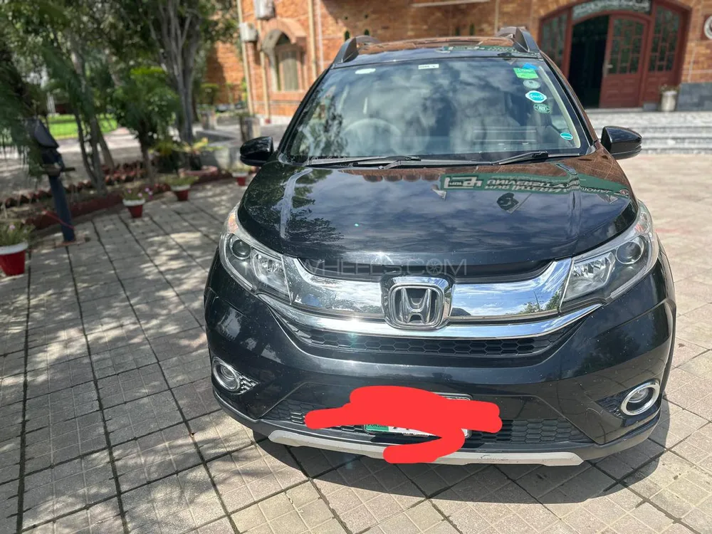 Honda BR-V 2017 for Sale in Lahore Image-1