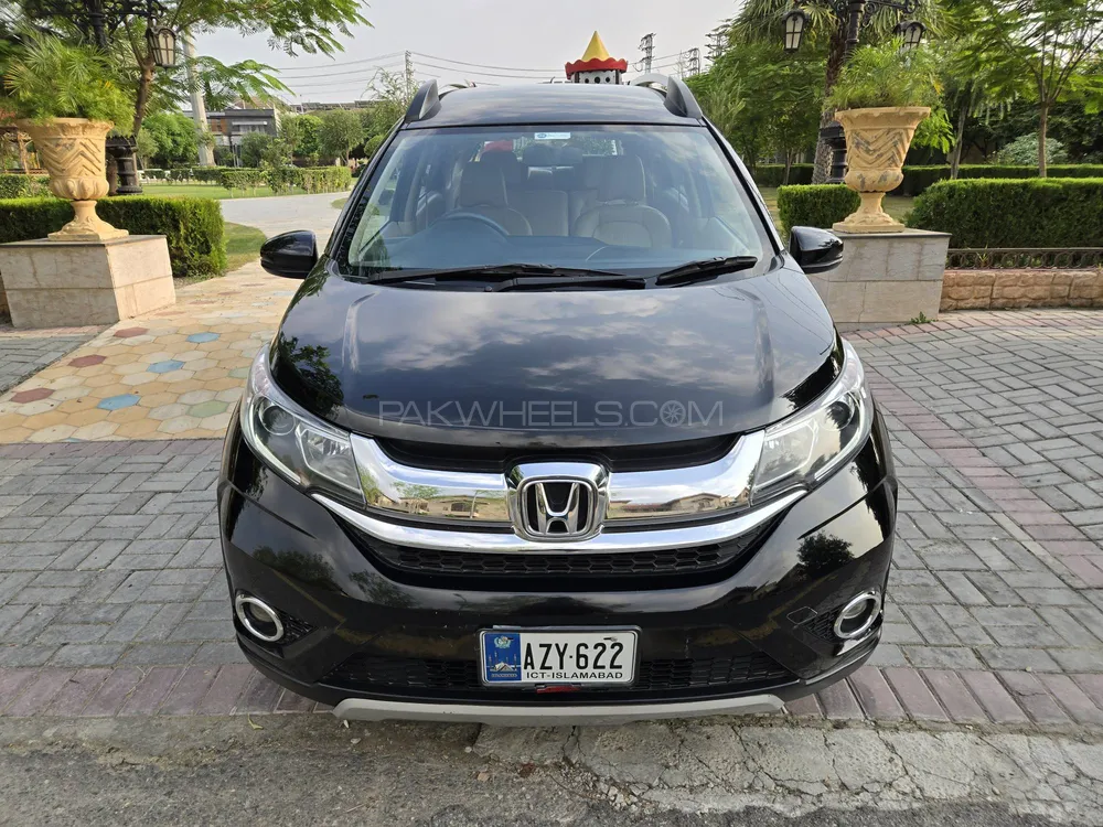 Honda BR-V 2018 for Sale in Lahore Image-1