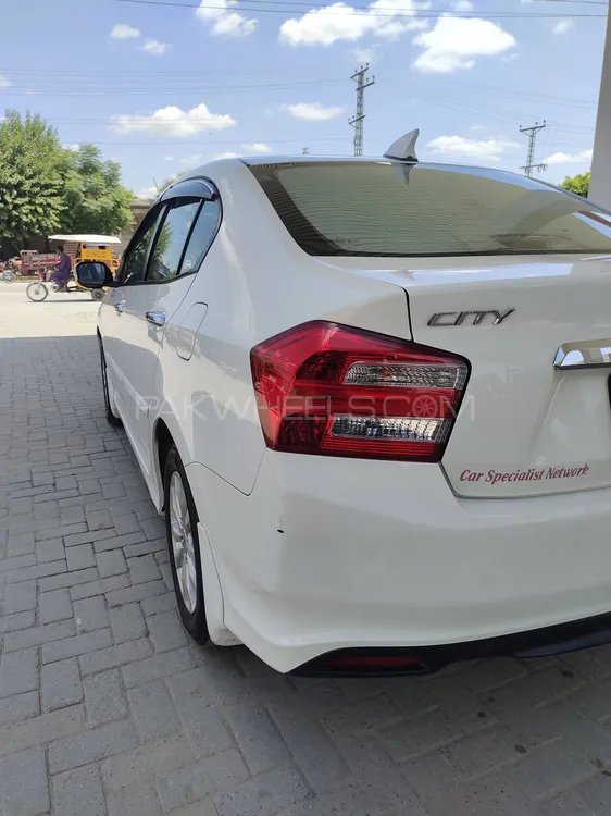 Honda City 2018 for Sale in Islamabad Image-1
