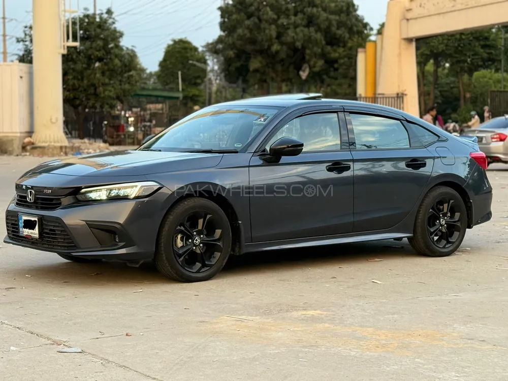 Honda Civic 2025 for Sale in Islamabad Image-1