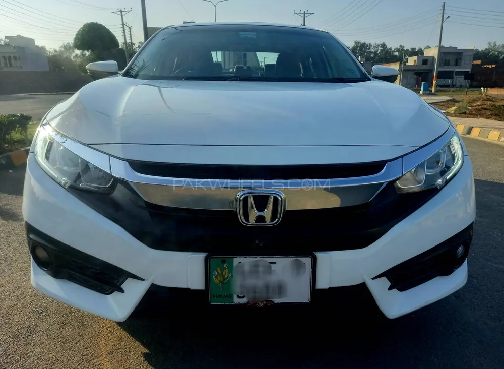 Honda Civic 2017 for Sale in Sheikhupura Image-1