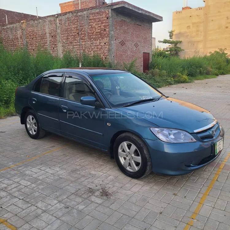 Honda Civic 2004 for Sale in Gujranwala Image-1