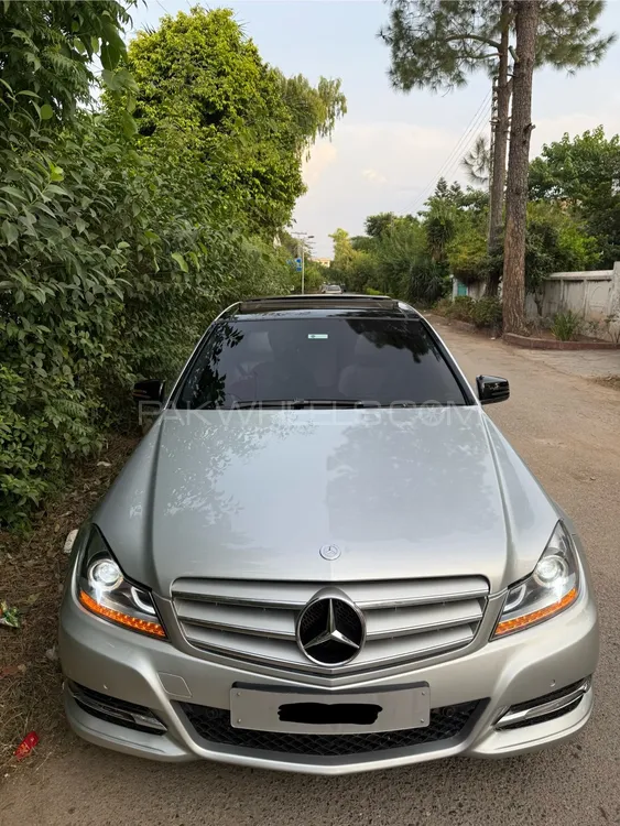 Mercedes Benz C Class 2011 for Sale in Islamabad Image-1