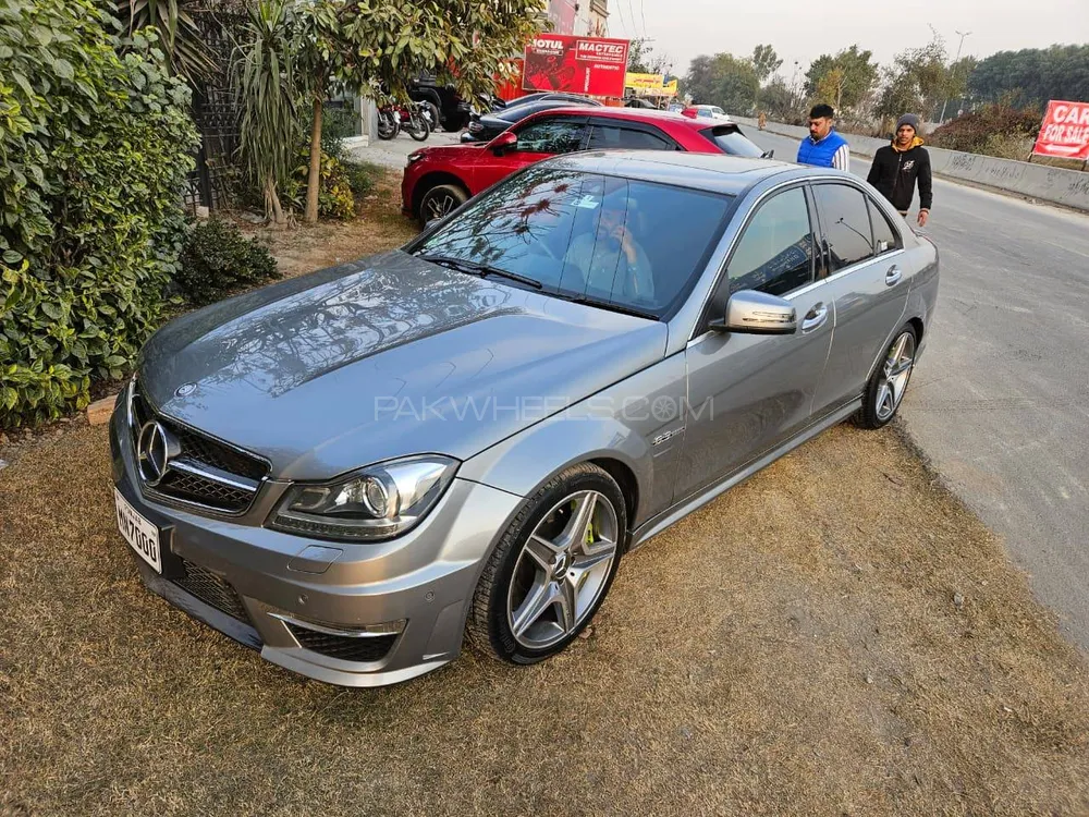 Mercedes Benz C Class 2018 for Sale in Lahore Image-1