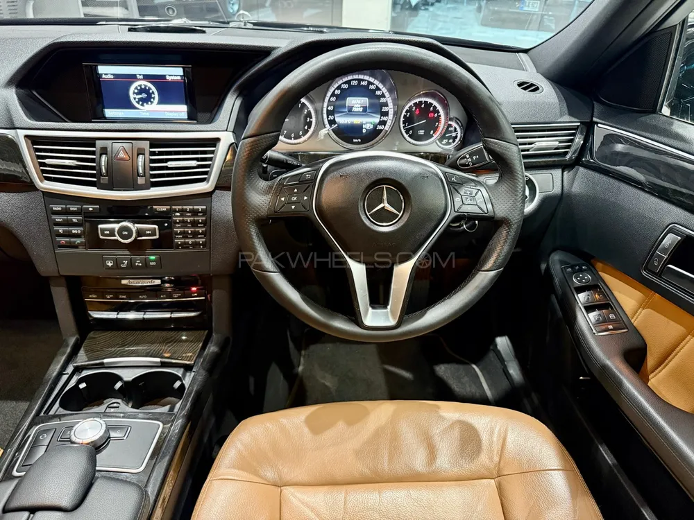 مرسڈیز بینز ای کلاس 2013 for Sale in اسلام آباد مرسڈیز بینز ای کلاس 2013 for Sale in اسلام آباد Image-13