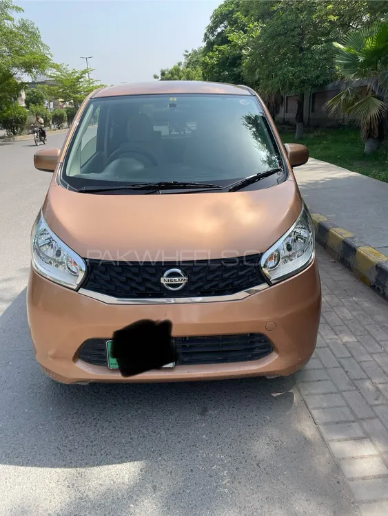 Nissan Dayz 2015 for Sale in Faisalabad Image-1