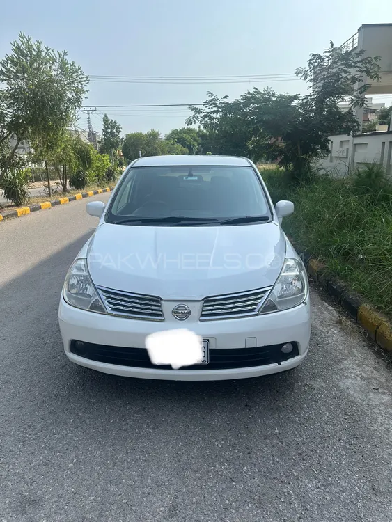 Nissan Tiida 2007 for Sale in Islamabad Image-1