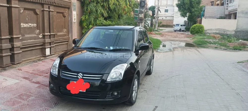 Suzuki Swift 2015 for Sale in Lahore Image-1