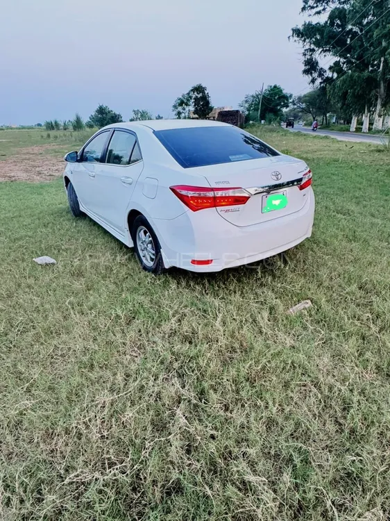 Toyota Corolla 2015 for Sale in Gujrat Image-1