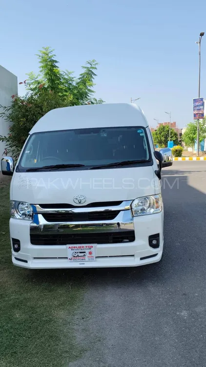 Toyota Hiace 2022 for Sale in Multan Image-1