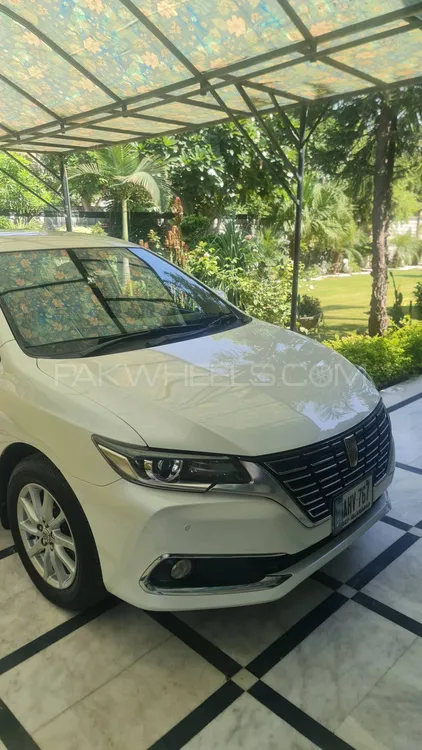 Toyota Premio 2016 for Sale in Peshawar Image-1