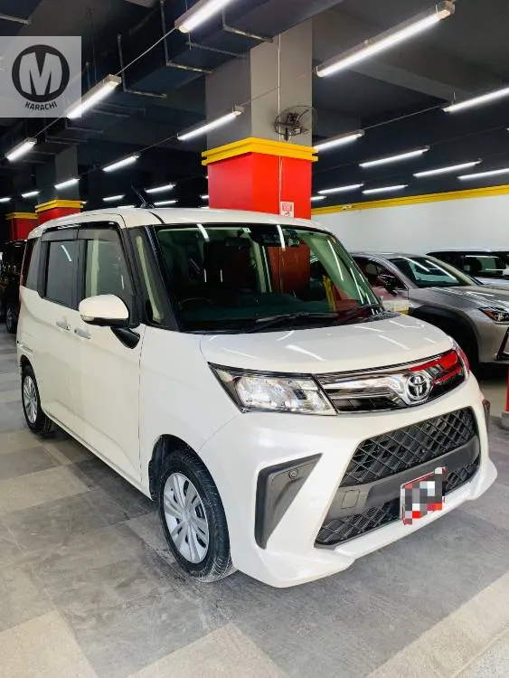 Toyota Roomy 2021 for Sale in Karachi Image-1