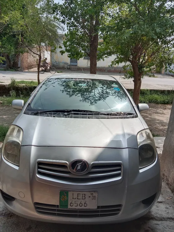 Toyota Vitz 2008 for Sale in Mardan Image-1