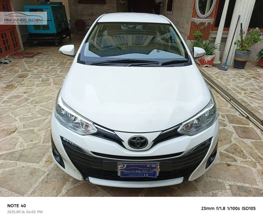 Toyota Yaris Sedan 2021 for Sale in Karachi Image-1
