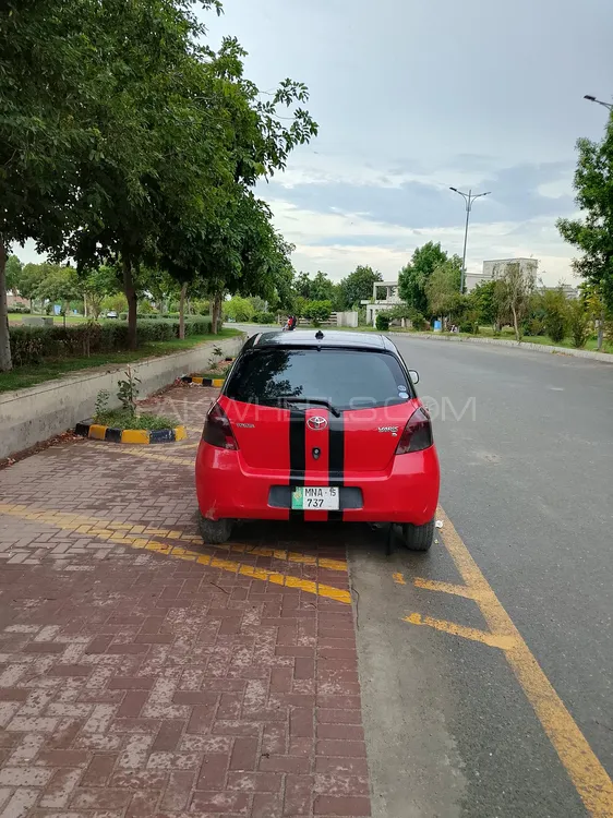 Toyota Yaris Hatchback 2006 for Sale in Multan Image-1