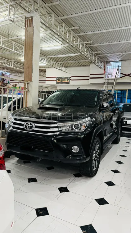 Toyota Hilux 2017 for Sale in Wah cantt Image-1
