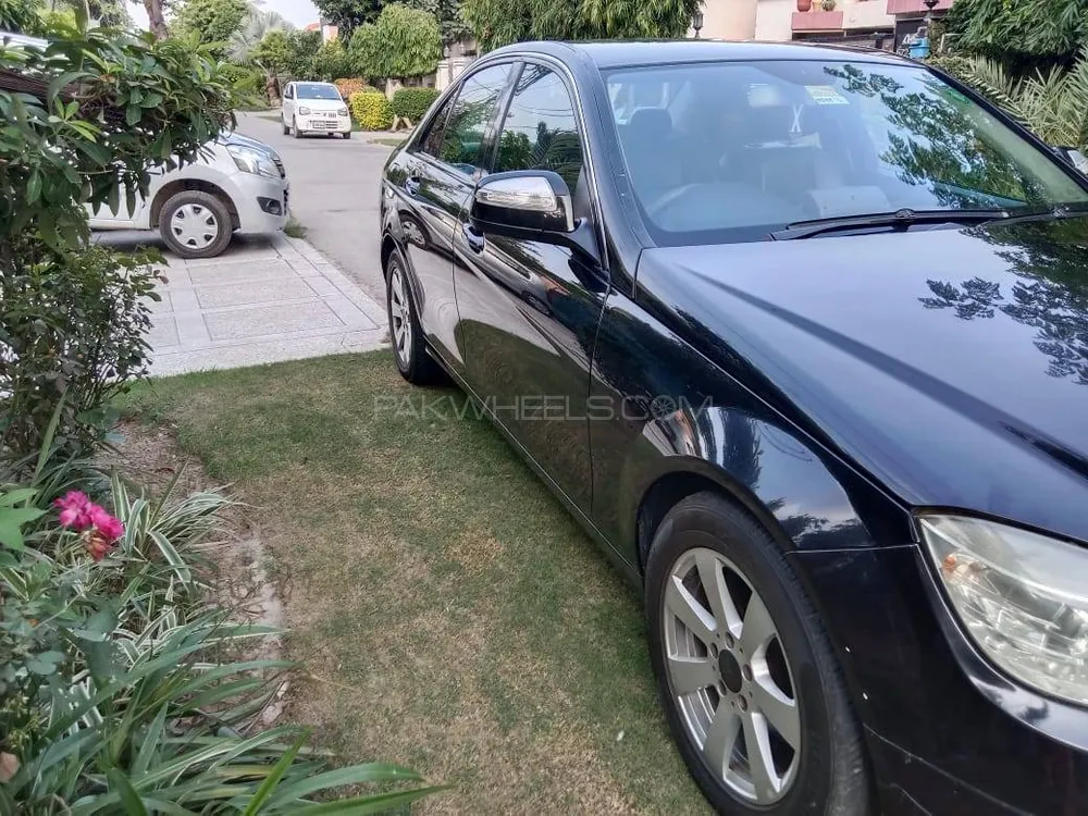 Mercedes Benz C Class 2008 for Sale in Lahore Image-1