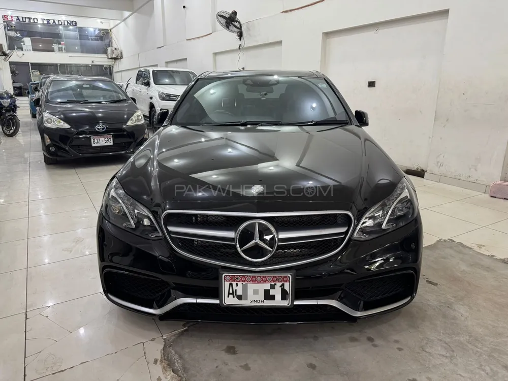 Mercedes Benz E Class 2014 for Sale in Karachi Image-1