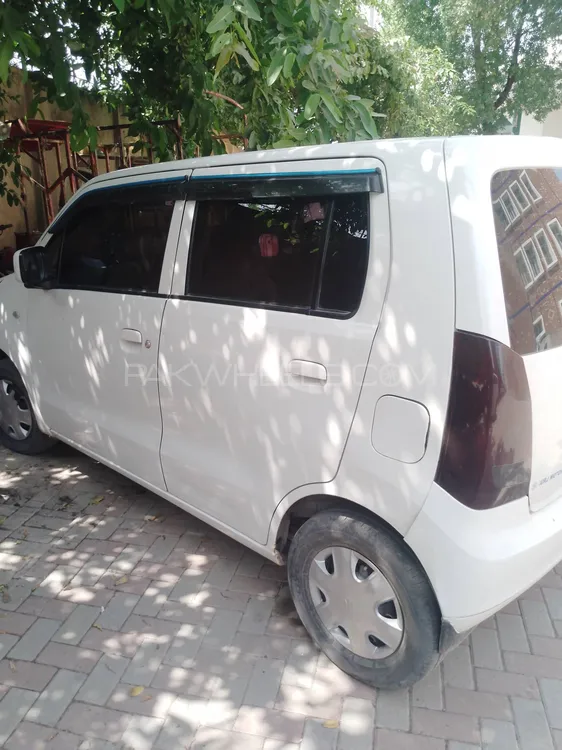 Suzuki Wagon R 2017 for Sale in Faisalabad Image-1