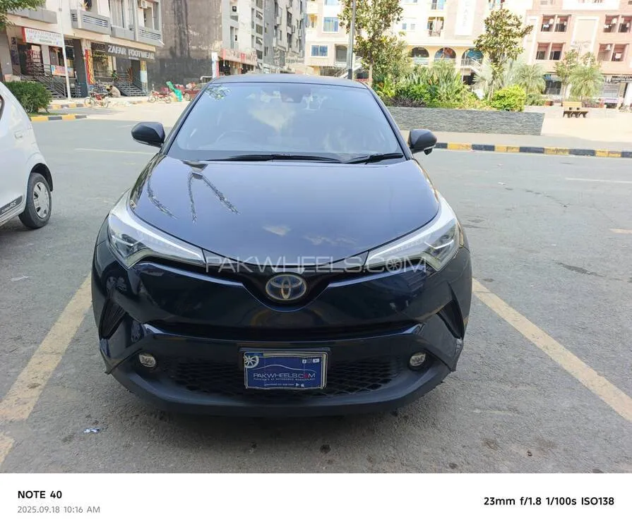 Toyota C-HR 2019 for Sale in Islamabad Image-1