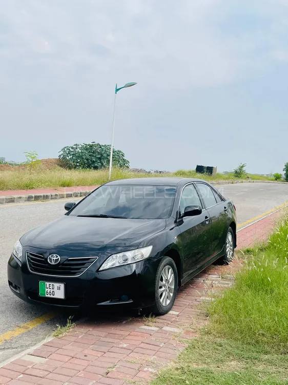 Toyota Camry 2007 for Sale in Islamabad Image-1