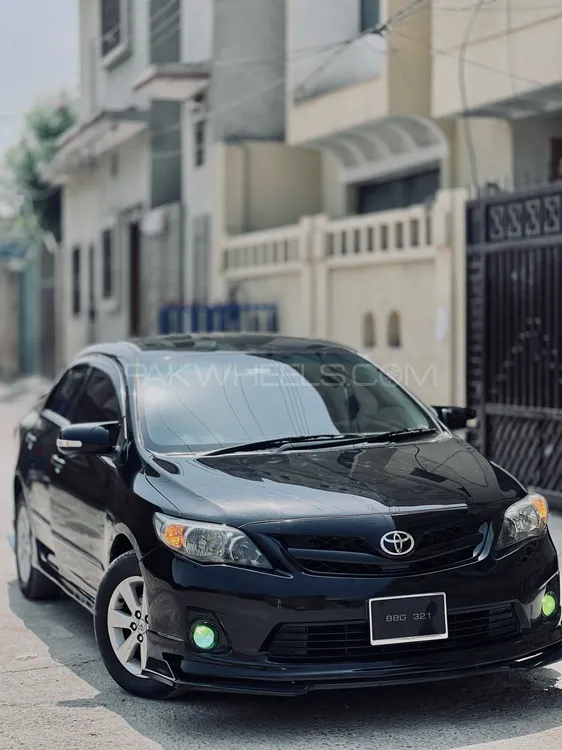 Toyota Corolla 2014 for Sale in Peshawar Image-1