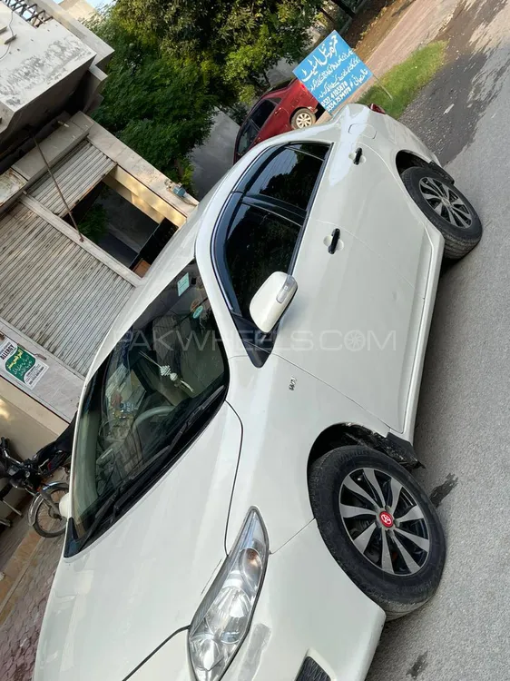 Toyota Corolla 2010 for Sale in Burewala Image-1